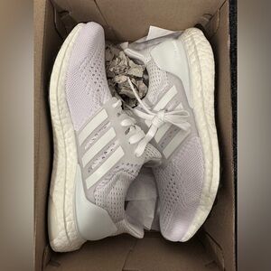 BRAND NEW WOMEN ULTRA BOOST WHITE